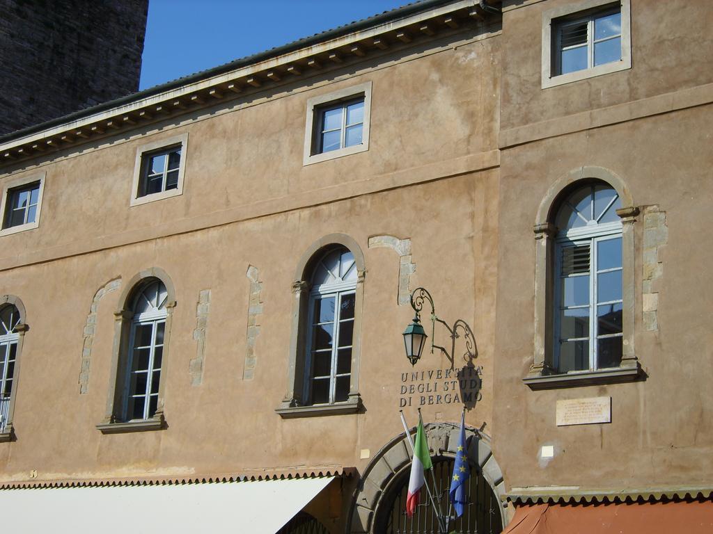 Il Teatro Βίλα Μπέργκαμο Εξωτερικό φωτογραφία