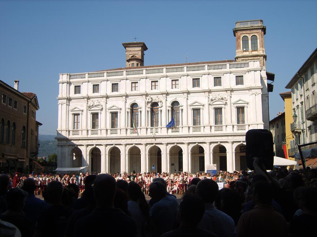 Il Teatro Βίλα Μπέργκαμο Εξωτερικό φωτογραφία