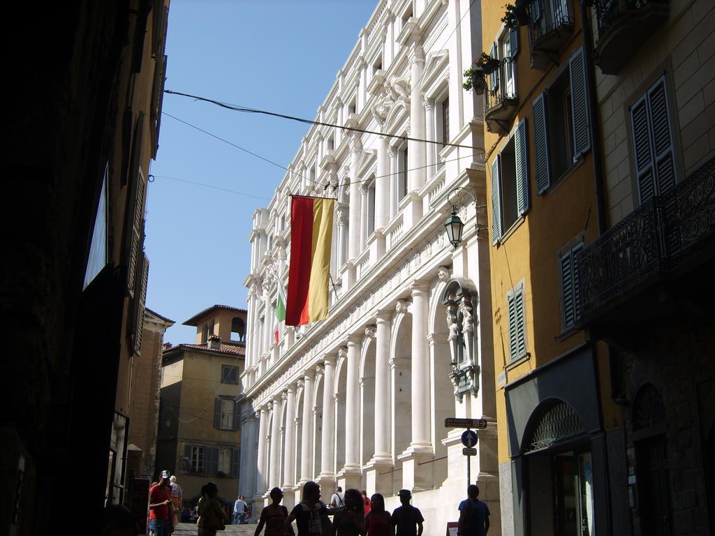 Il Teatro Βίλα Μπέργκαμο Εξωτερικό φωτογραφία